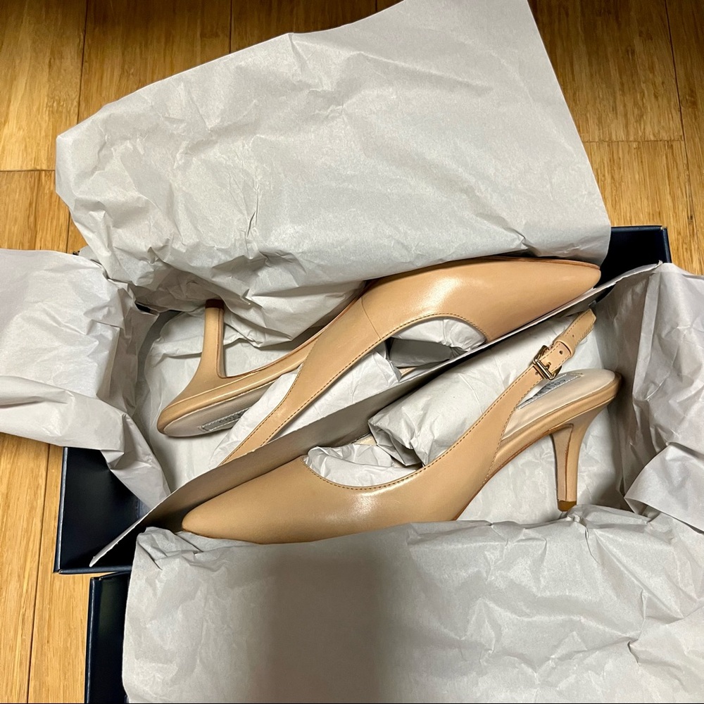 COPY - NWT Cole Haan Size 5 Nude Vesta Slingback Pumps - Picture 7 of 9